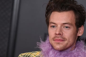 Harry Styles reveals the bizarre reason he couldn't stop laughing at his grandma's funeral