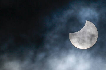 Wohl gute Sicht auf Sonnenfinsternis in Berlin und Brandenburg, aber ...