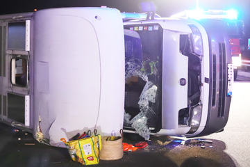 Unfall A61: Wohnmobil-Crash bei Worms: Drei Menschen in Klinik, darunter ein sechsjähriges Kind