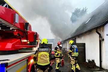Hamburg: Wintergarten geht in Flammen auf: Drei Verletzte