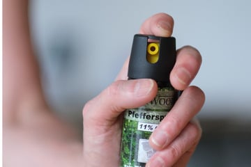 Reizgas-Attacke bei Faschingsparty: 16 Verletzte in Kneipe