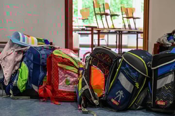 Reizgas-Vorfall in Grundschule: 19 Kinder verletzt, zwölf müssen in Klinik