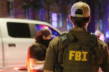 Personalmangel! FBI senkt Hürden für Freier und Tierquäler