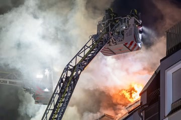 Leipzig: Handwerker wird Augenzeuge des Connewitz-Brandes: "Die kriegen das nicht aus"