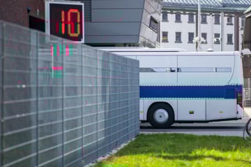 Köln: Um Klimaziele zu erreichen: NRW testet E-Fahrzeuge für Knackis