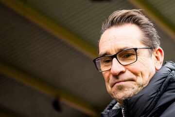 Lunge durchbohrt! Drittliga-Boss Michael Preetz verletzt sich bei Ski-Unfall schwer