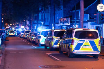 Auslöser Polizei-Attacken: Razzia gegen Familienmitglieder nach Eskalation in Leverkusen