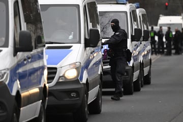 Hausdurchsuchungen in Sachsen-Anhalt: Mann landet hinter Gittern