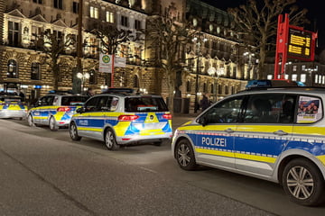 Angriff auf Iran-Demo: Polizei nimmt acht Personen in Gewahrsam