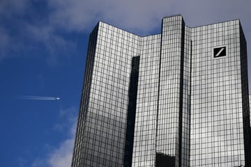 Es geht um 700 Millionen Euro: Vier Ex-Mitarbeiter verklagen Deutsche Bank