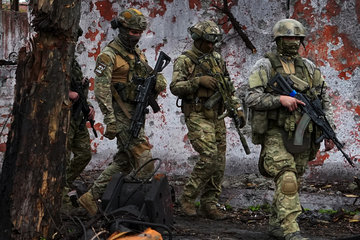 Ukraine-Krieg, Tag 126: Ukrainer und Russen tauschen knapp 300 Gefangene aus