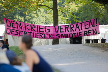 Köln: "Rheinmetall entwaffnen": Protestcamp in Köln, Polizei mit starker Präsenz