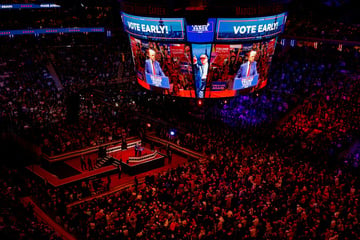 Trump and surrogates bash Puerto Rico at Madison Square Garden rally full of racist rants