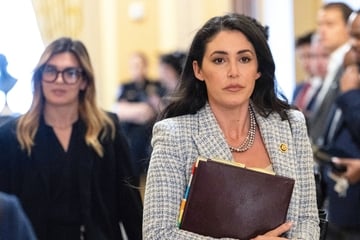 Anna Paulina Luna to host hearing after claiming US has evidence of "interdimensional beings"