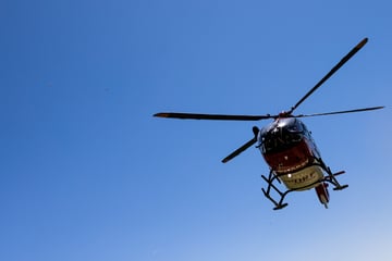 Betrunkener baut Traktor-Unfall: Kind schwer verletzt