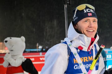 Biathlon-Shootingstar holt ersten Weltcup-Sieg, doch im Ziel wird ihm schlecht!