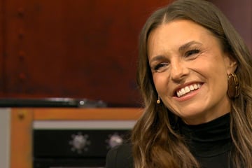 Kein Single mehr? Laura Wontorra gesteht: "Ich teile mir mit jemandem das Bett!"