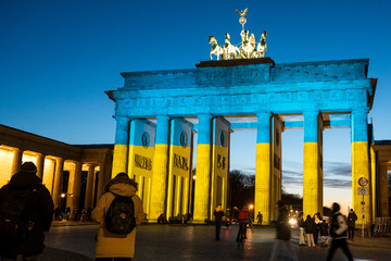 Unterstützung für die Ukraine: Ostdeutsche sehen das skeptischer als Westdeutsche