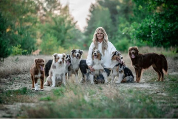 "Bunte Hunde – Wo die Tierliebe hinfällt": Hundezüchterin erwartet süßen Nachwuchs