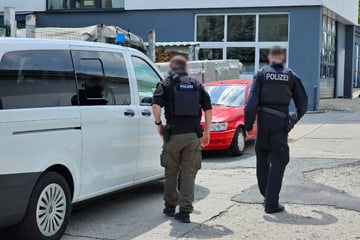 Durchsuchung bei türkischer Konsulats-Mitarbeiterin: Steckt Polizistin aus Köln mit drin?