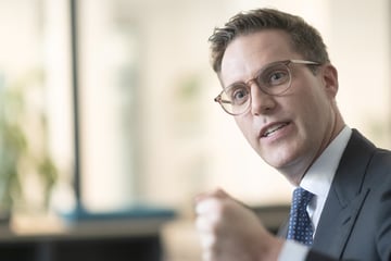 CDU-Spitzenkandidat Hagel gerät bei Schulbesuch mit Lehrerin aneinander