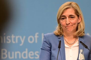 "Frontalangriff auf Beschäftigte": CSU und SPD mit massiver Kritik an Warkens Sparpläne