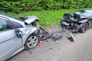 Mercedes gerät auf Gegenspur: Zwei Schwerverletzte bei Frontalcrash im Kreis Karlsruhe