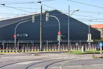 Trotz heftiger Kritik: Prozessgebäude wird zur Schwimmhalle