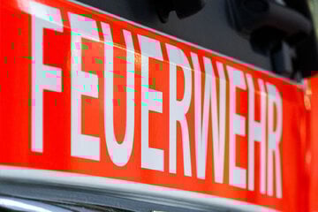 Gefährliches Versehen: Kokelnde Kinder setzen verlassenes Gebäude in Brand