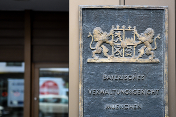 Rückzahlungen von Coronavirus-Hilfen in Bayern: Klage in München