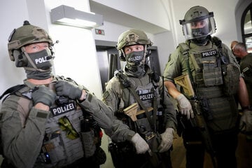 Berlin: Elite-Einheit GSG 9 stürmt Wohnungen von zwei Schwarzfahrern