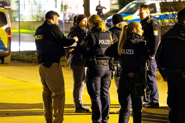 Frankfurt: Polizei tötet psychisch labilen Messer-Mann, doch das ist noch nicht alles