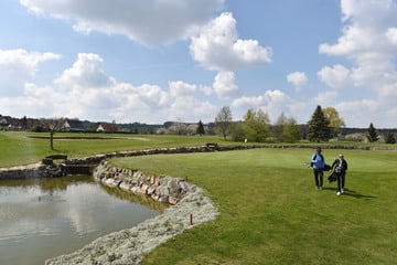 Dresden: Einbrecher klauen Golfplatz den Rasen