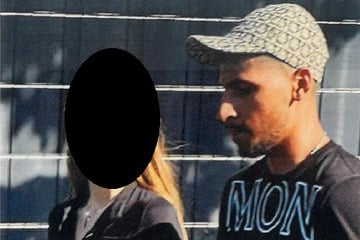 Er haute nach Unfall zu Fuß ab: Wer kennt diesen Mann?