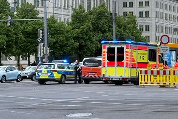 Unfall am Augustusplatz: Junge von Straßenbahn erfasst