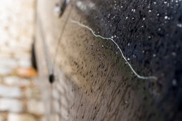 Leipzig: An einem Abend: Mehr als ein Dutzend Autos in Leipzig zerkratzt