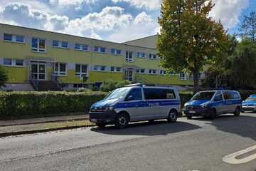 Leipzig: Nach SEK-Einsatz an Wurzener Grundschulen: Polizei schnappt vier Droh-Anrufer