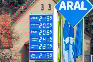 Tanken wird zum Luxus: E10 über 2 Euro, Diesel zieht noch stärker an