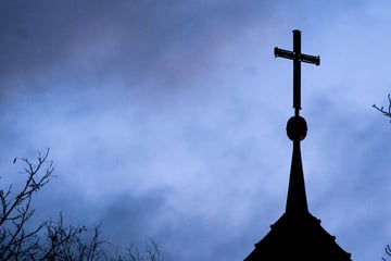 Bei Oktoberfest-Besuch: Priester soll Jugendliche abgefüllt und missbraucht haben