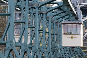 Dresden: Frisch ins Frühjahr: Schwebebahn Dresden startet in die neue Saison