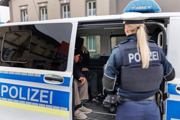 Zehn Männer im Landkreis Görlitz aufgegriffen: Polizei hat sofort einen Verdacht