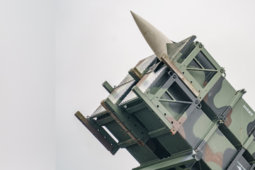 Ukraine-Krieg im Liveticker: Kiew plant Bau eigener Flugabwehrsysteme