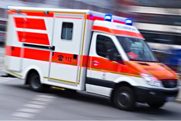 Männer liefern sich Autorennen: Frau wird 30 Meter durch die Luft geschleudert und stirbt