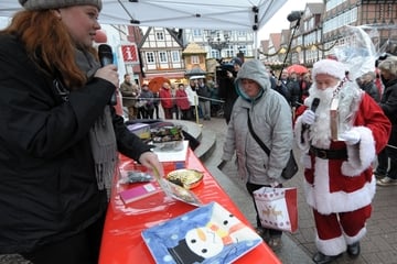 Weihnachts-Tauschbörsen in NRW: Hier werdet Ihr ungeliebte Deko und Geschenke los