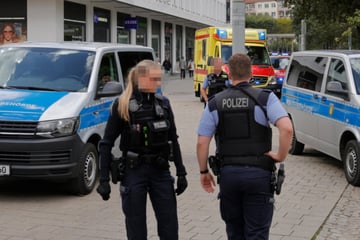 Chemnitz: Nach brutaler Messer-Attacke in Chemnitz: Zwei Tatverdächtige ermittelt