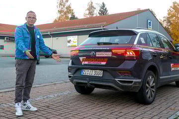 Fahrschul-Chef aus Ostsachsen jagt dreiste Diebe: Wer hat meinen Anhänger geklaut?