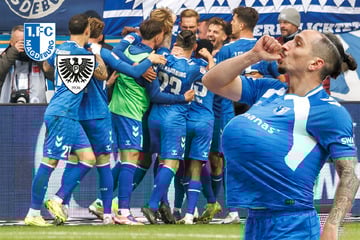 Babyjubel bei Atik: 1. FC Magdeburg kann doch noch gewinnen!