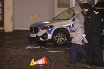 Messerattacke: Familienstreit eskaliert völlig: Polizei stoppt Messerangreifer mit Schuss