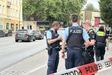 Messerattacke: Schlägerei mit Messereinsatz in Linienbus: Busfahrer reagiert eiskalt