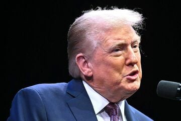 Trump unveils "America Prays" initiative to push prayers in public schools